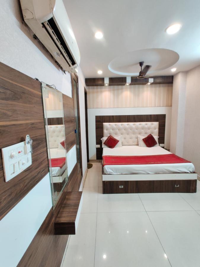 Hotel Robin Inn Амритсар Экстерьер фото