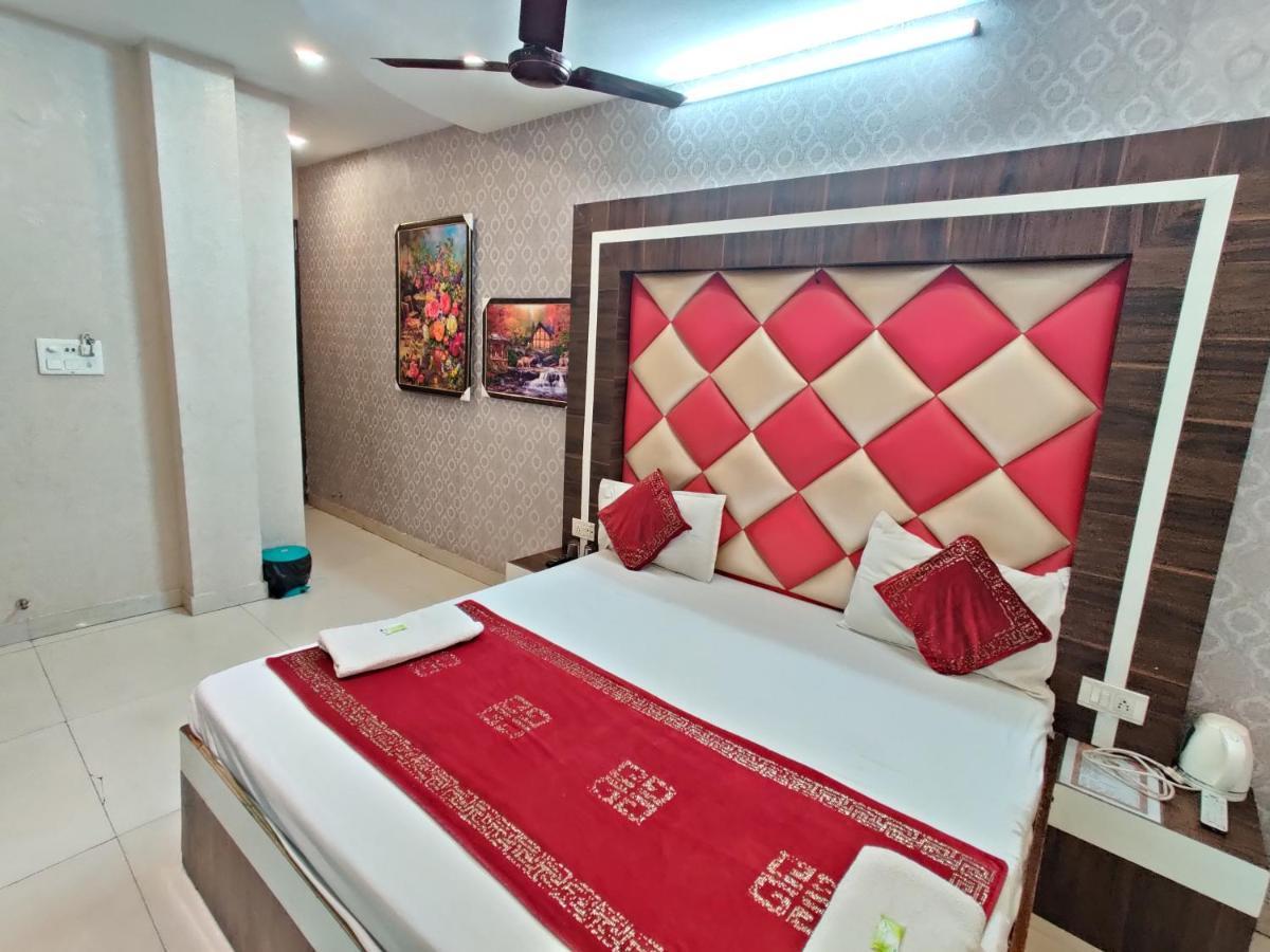 Hotel Robin Inn Амритсар Экстерьер фото