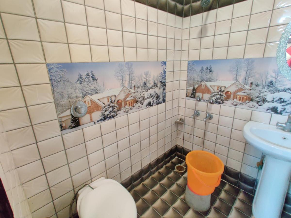Hotel Robin Inn Амритсар Экстерьер фото