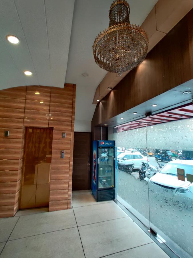 Hotel Robin Inn Амритсар Экстерьер фото